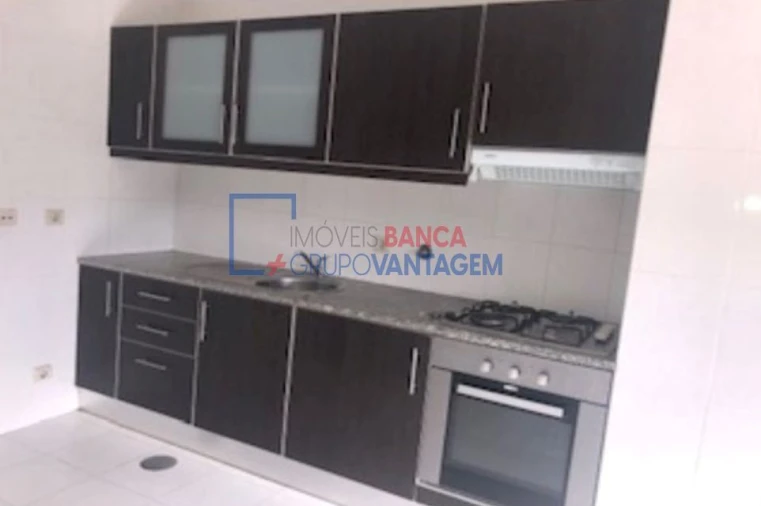 Apartamento T1 para Venda em Paço de Sousa Foto 14