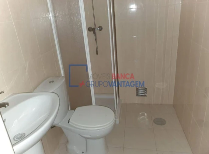 Apartamento T3 para Venda em Paço de Sousa Foto 14