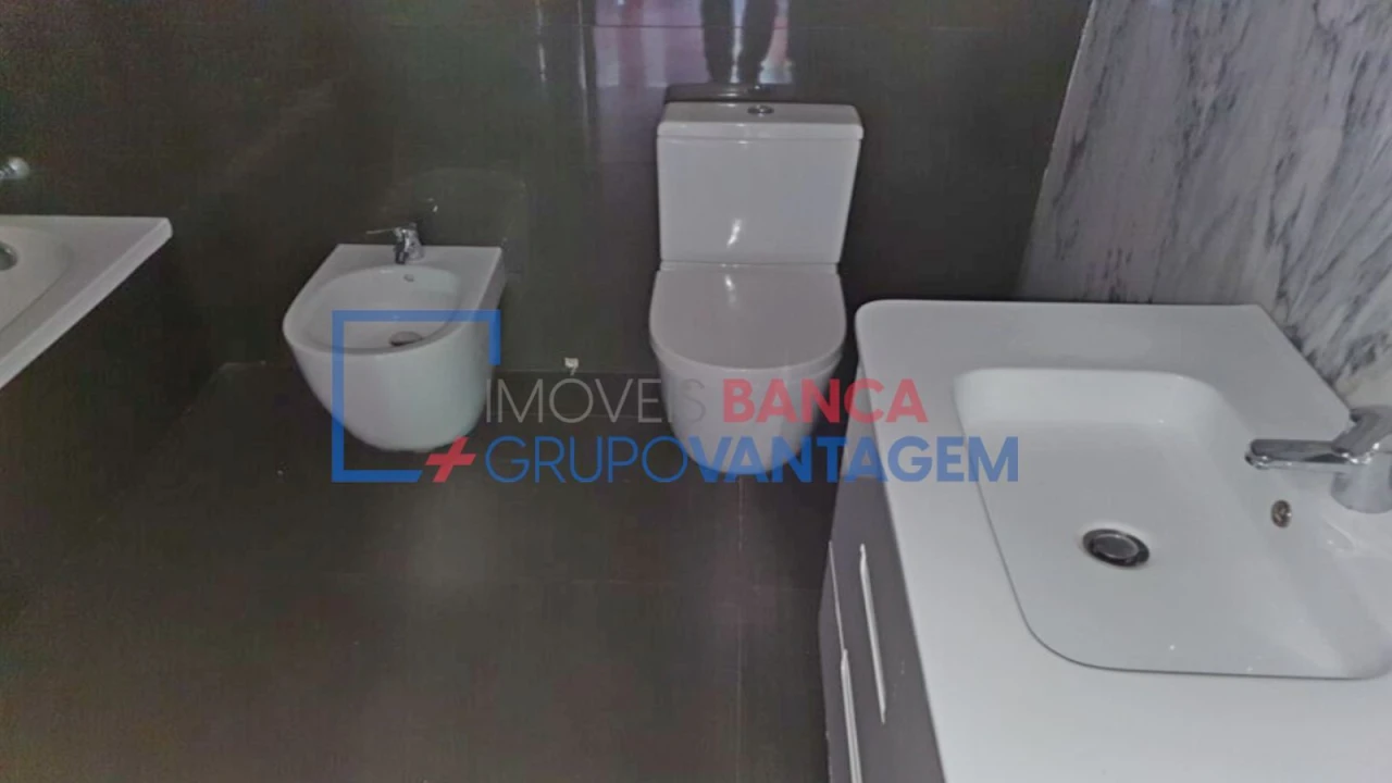 Apartamento T2 para Venda em Bonfim Foto 12