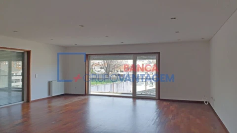 Apartamento T2 para Venda em Bonfim
