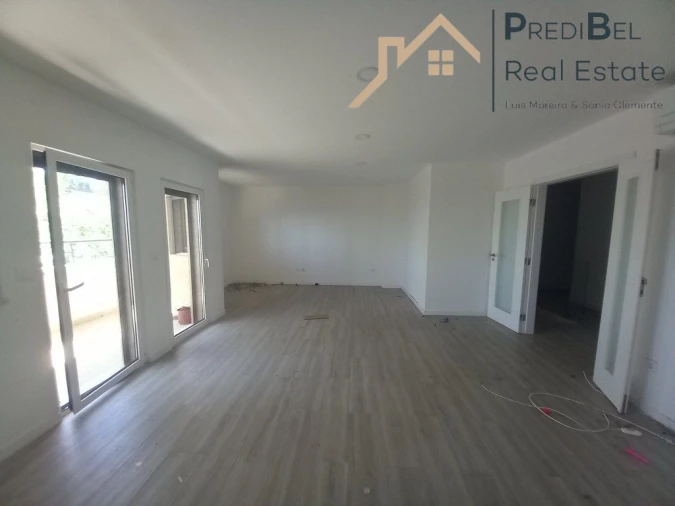 Apartamento T4 para Venda em Castanheira do Ribatejo e Cachoeiras Foto 7