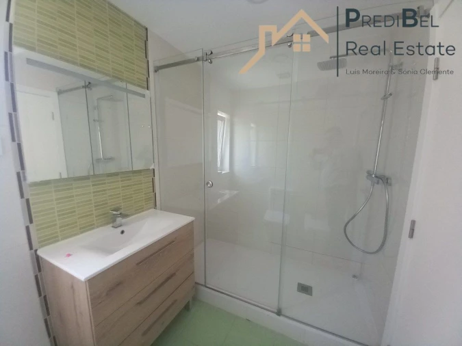 Apartamento T4 para Venda em Castanheira do Ribatejo e Cachoeiras Foto 16