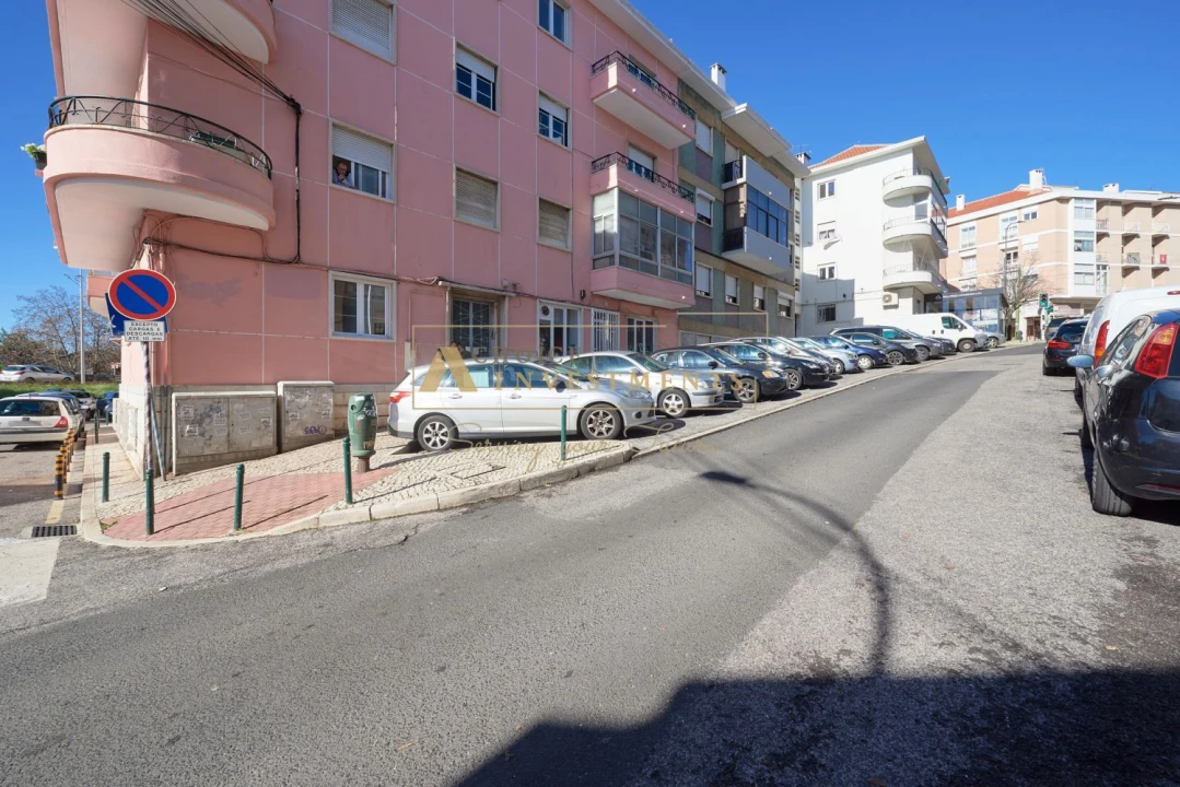 Apartamento T2 para Venda em Algés, Linda-A-Velha e Cruz Quebrada-Dafundo Foto 22