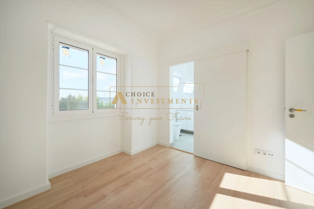 Apartamento T2 para Venda em Algés, Linda-A-Velha e Cruz Quebrada-Dafundo Foto 12