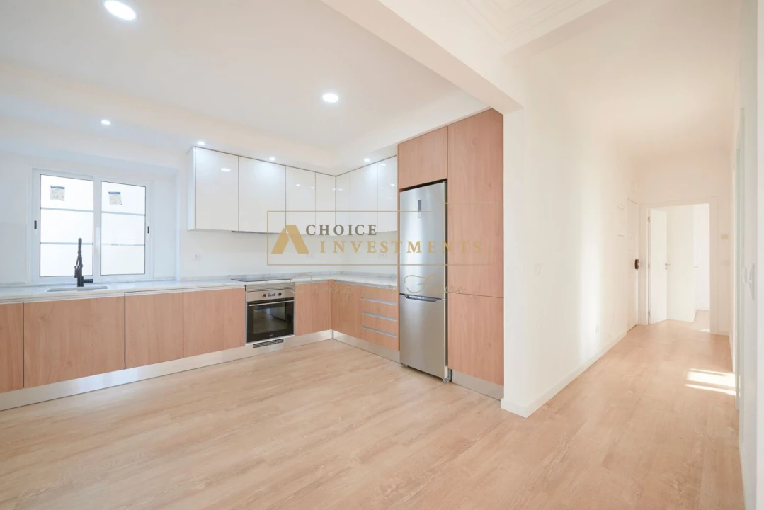 Apartamento T2 para Venda em Algés, Linda-A-Velha e Cruz Quebrada-Dafundo Foto 2