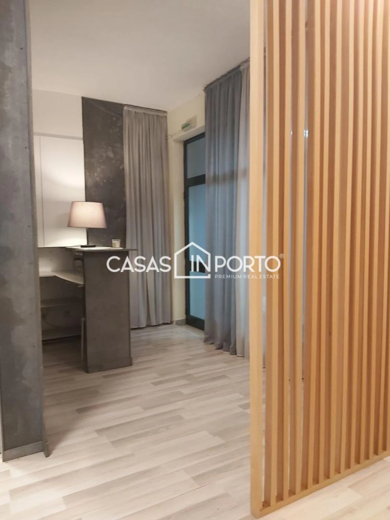 Loja para Arrendamento em Lordelo do Ouro e Massarelos Foto 3