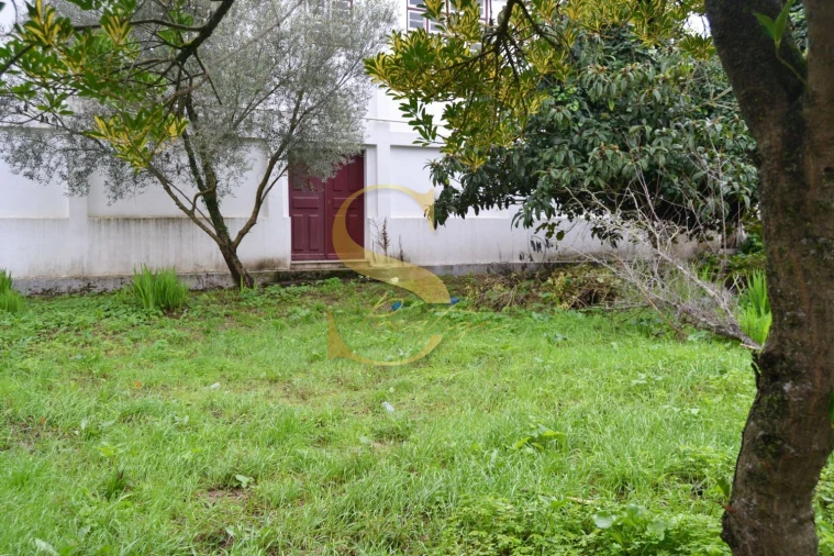 Moradia T3 para Venda em Maceira Foto 9