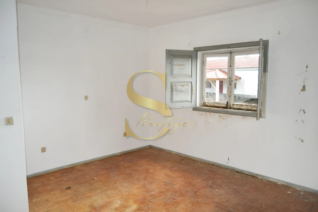 Moradia T3 para Venda em Maceira Foto 26