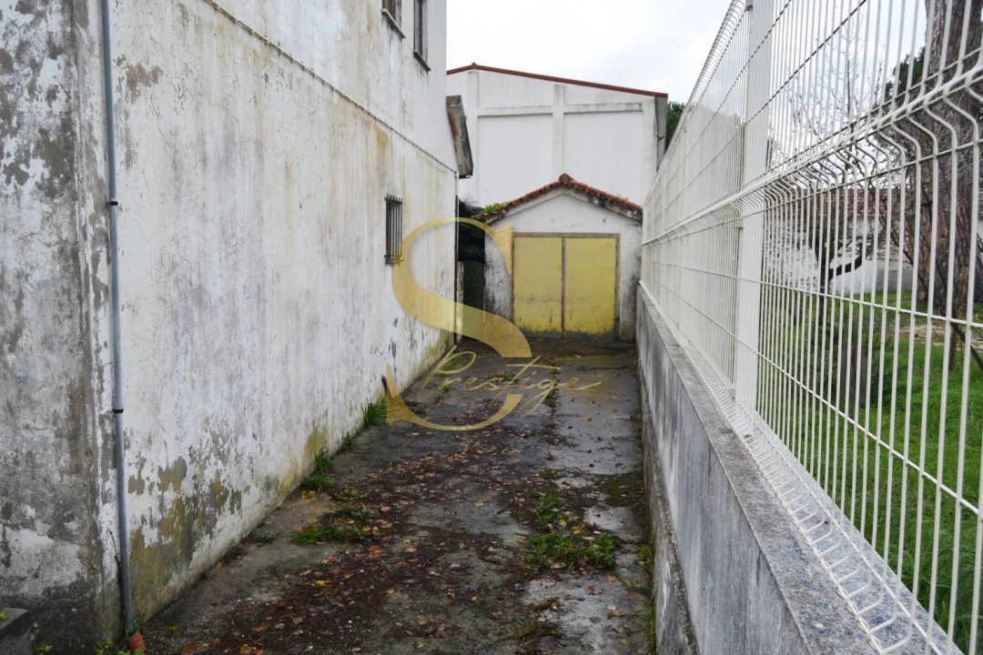 Moradia T3 para Venda em Maceira Foto 31