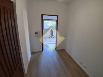 Apartamento T2 para Venda em Rio Tinto
