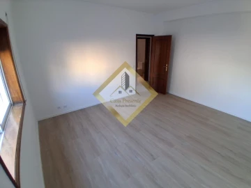 Apartamento T2 para Venda em Rio Tinto