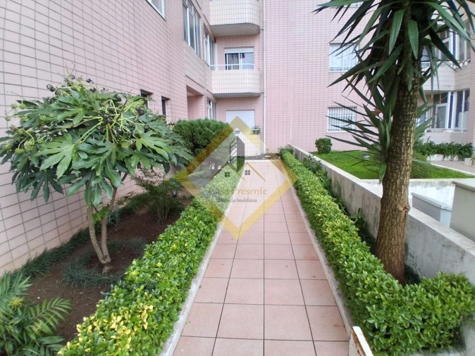 Apartamento T2 para Venda em Rio Tinto Foto 20