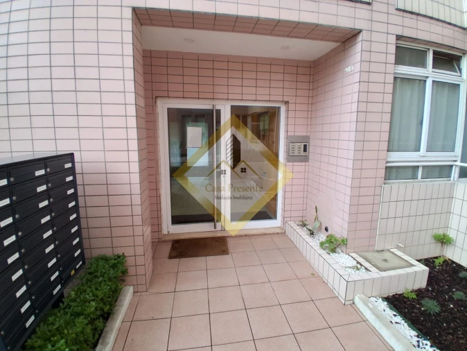 Apartamento T2 para Venda em Rio Tinto Foto 21