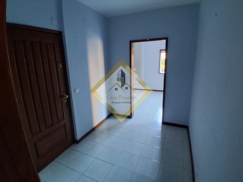 Apartamento T2 para Venda em Rio Tinto Foto 17