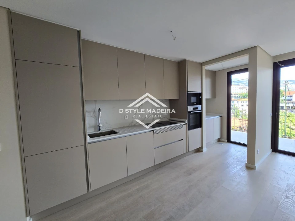 Apartamento T2 para Venda em São Martinho Foto 17