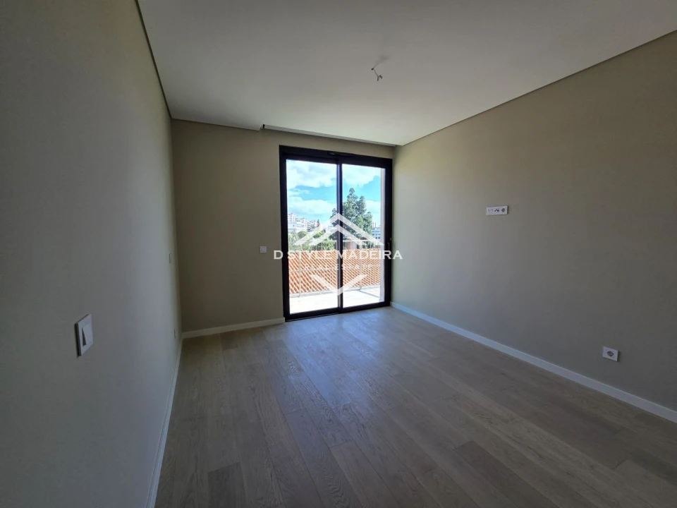 Apartamento T2 para Venda em São Martinho Foto 26