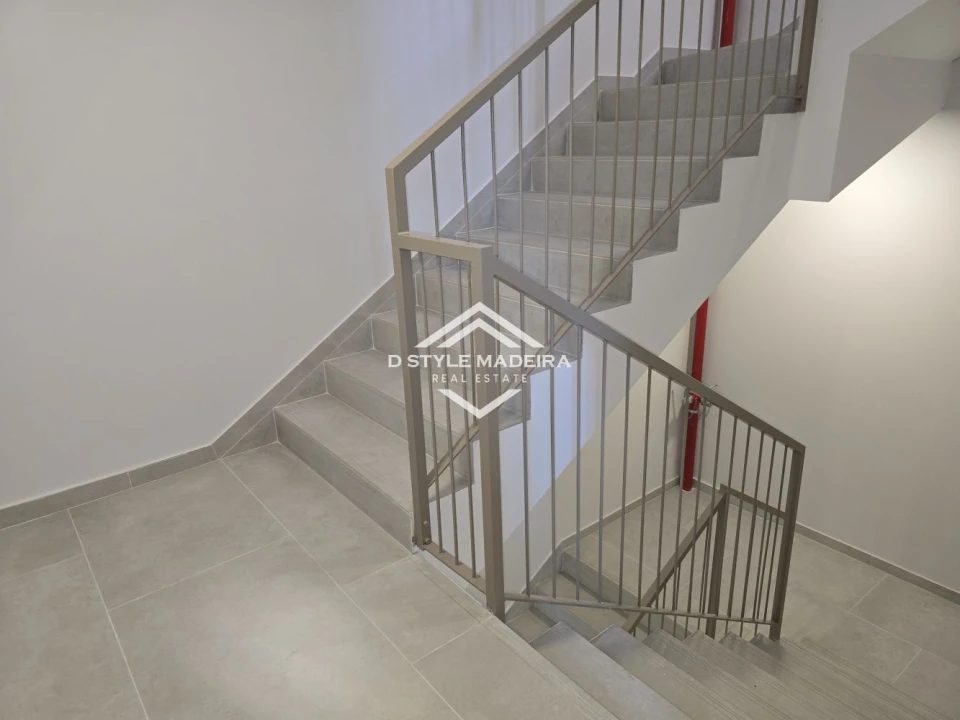 Apartamento T2 para Venda em São Martinho Foto 16