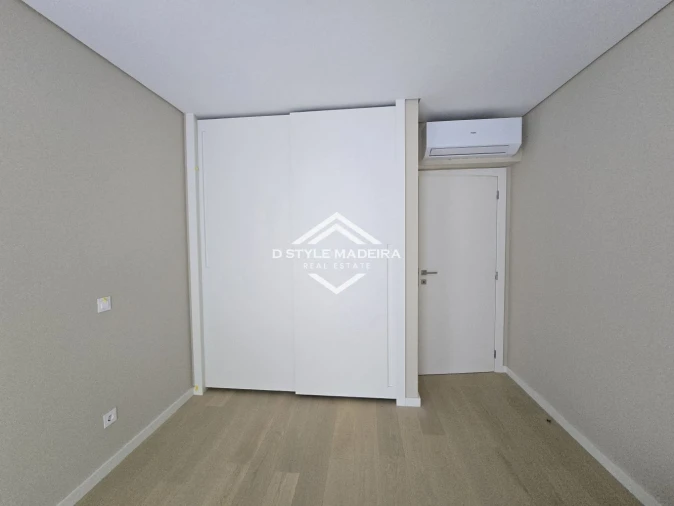 Apartamento T2 para Venda em São Martinho Foto 8