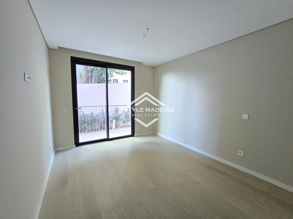 Apartamento T2 para Venda em São Martinho Foto 10