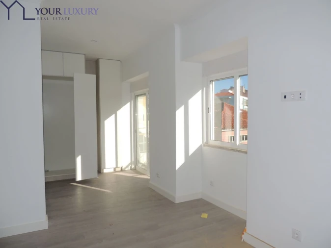 Apartamento T2 para Venda em Ramada e Caneças Foto 28