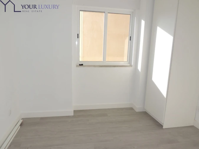 Apartamento T2 para Venda em Ramada e Caneças Foto 37