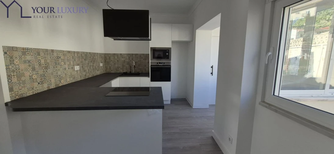 Apartamento T2 para Venda em Ramada e Caneças Foto 2