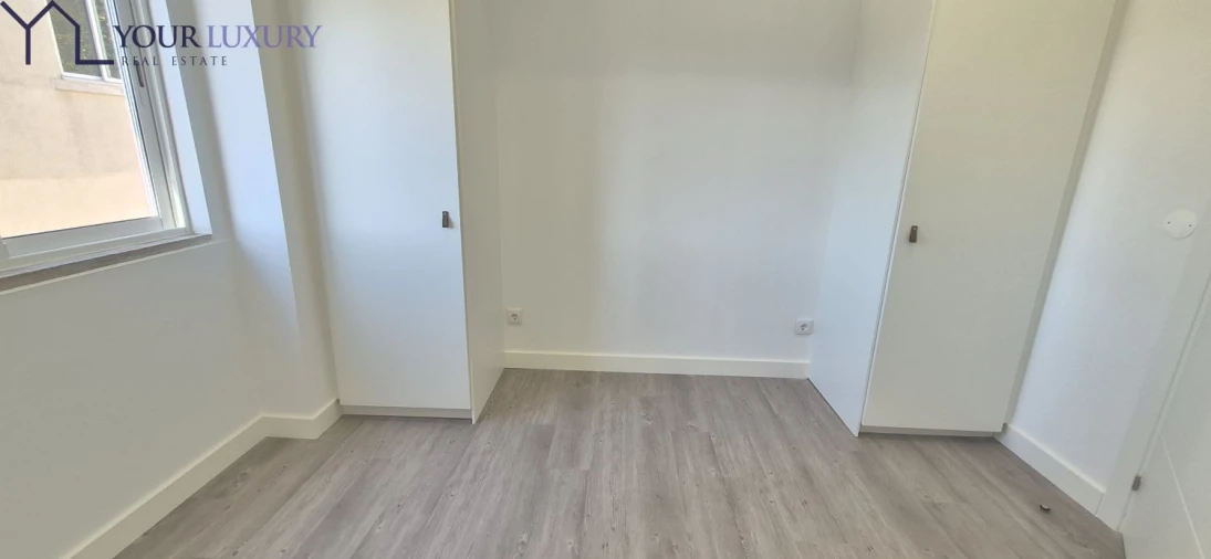 Apartamento T2 para Venda em Ramada e Caneças Foto 28
