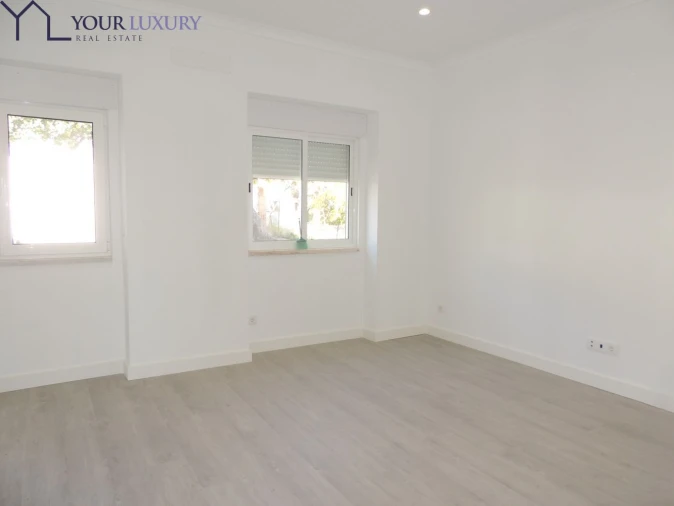 Apartamento T2 para Venda em Ramada e Caneças Foto 9