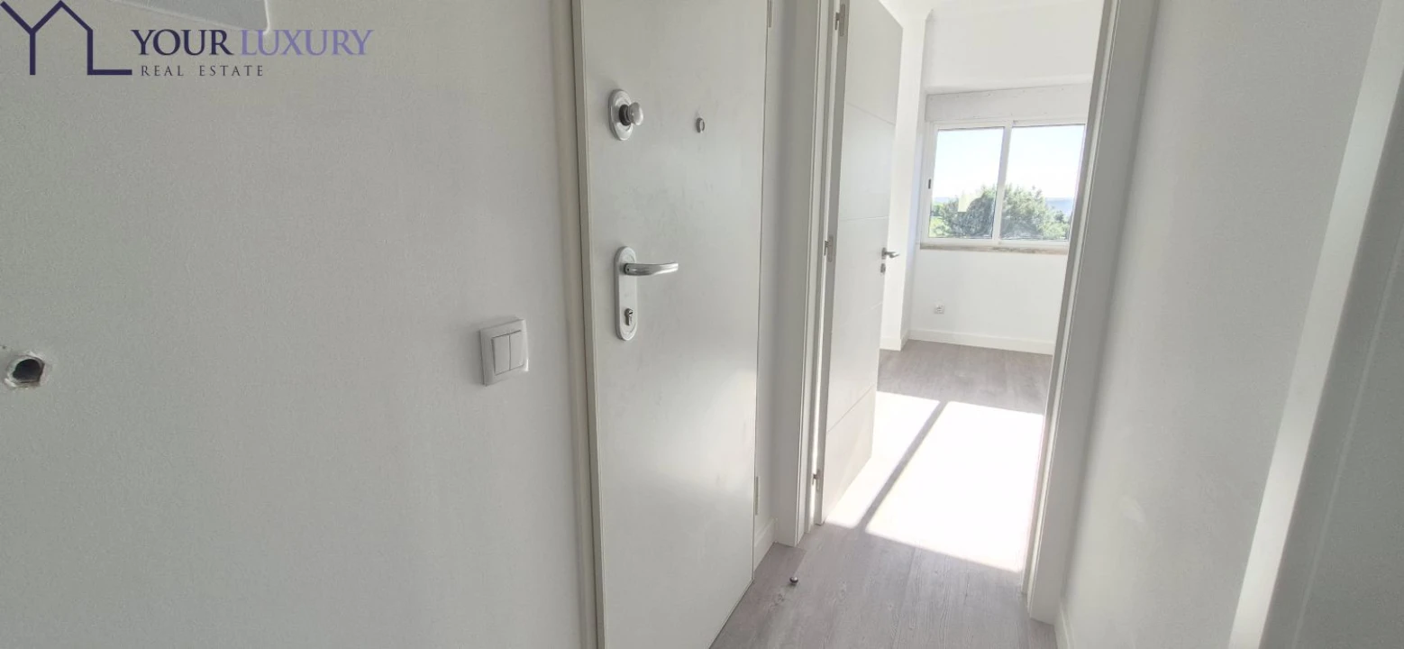 Apartamento T2 para Venda em Ramada e Caneças Foto 32