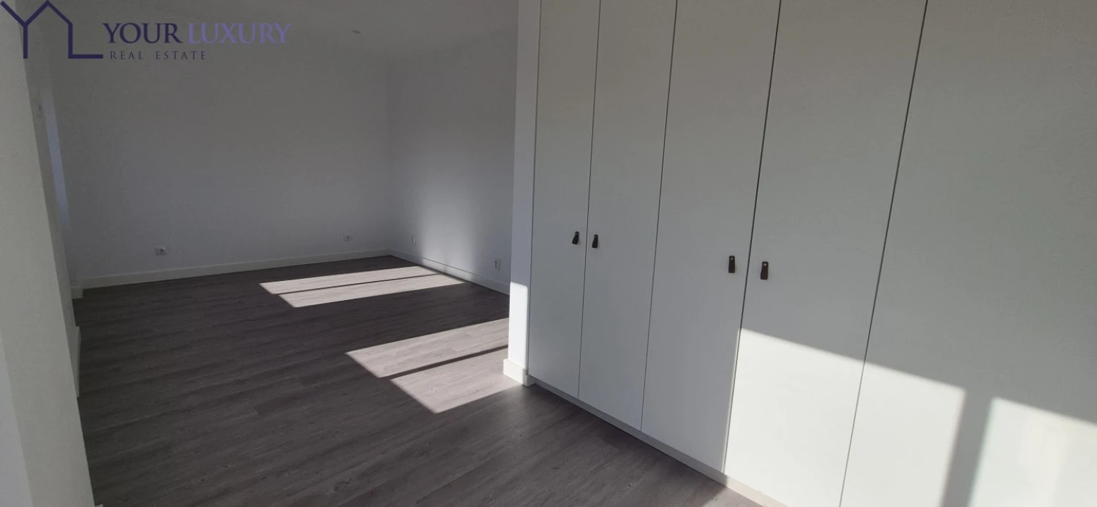 Apartamento T2 para Venda em Ramada e Caneças Foto 40