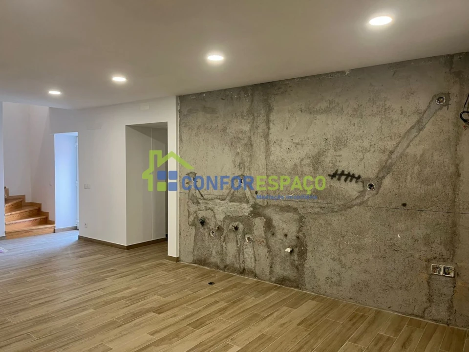 Moradia T3 para Venda em Vila Velha de Rodão Foto 2