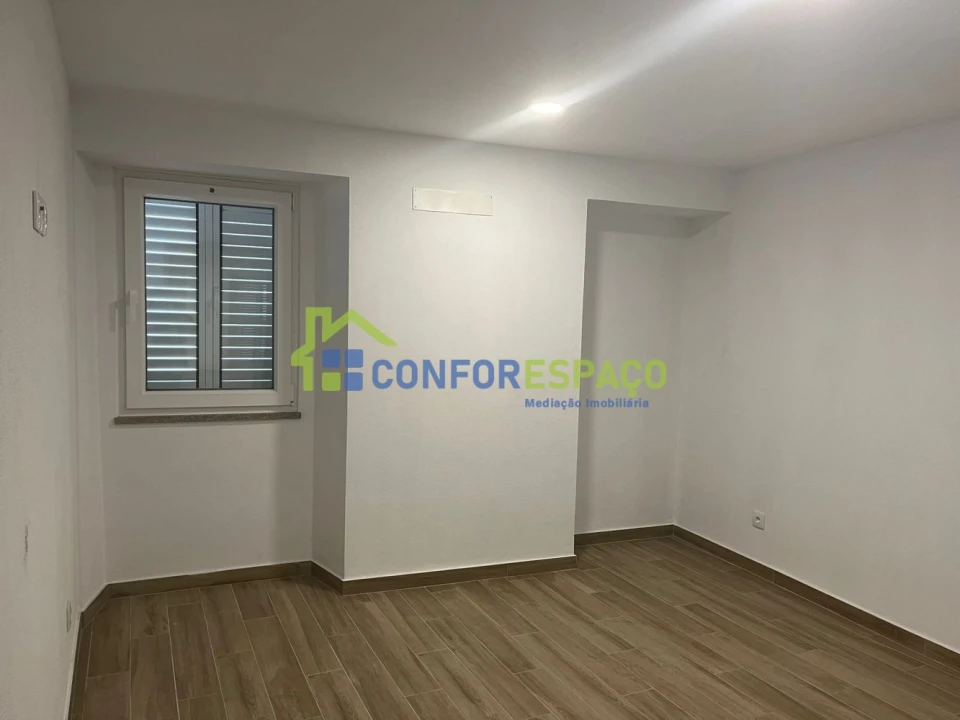 Moradia T3 para Venda em Vila Velha de Rodão Foto 6