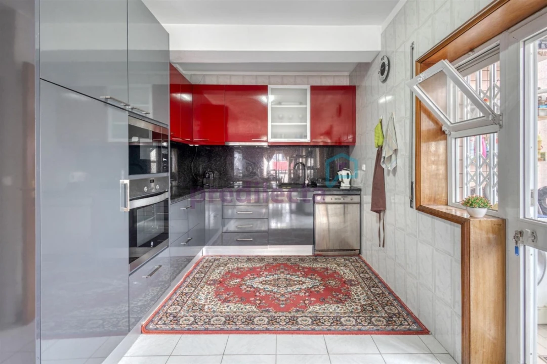 Apartamento T2 para Venda em Baguim do Monte (Rio Tinto) Foto 1