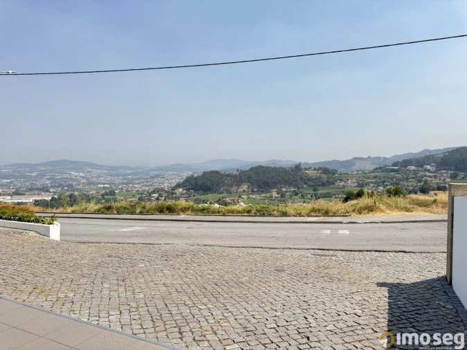 Loja para Venda em Roriz Foto 3