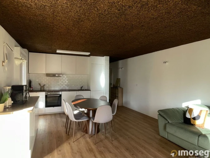 Moradia T1 para Venda em São Tomé de Negrelos Foto 3