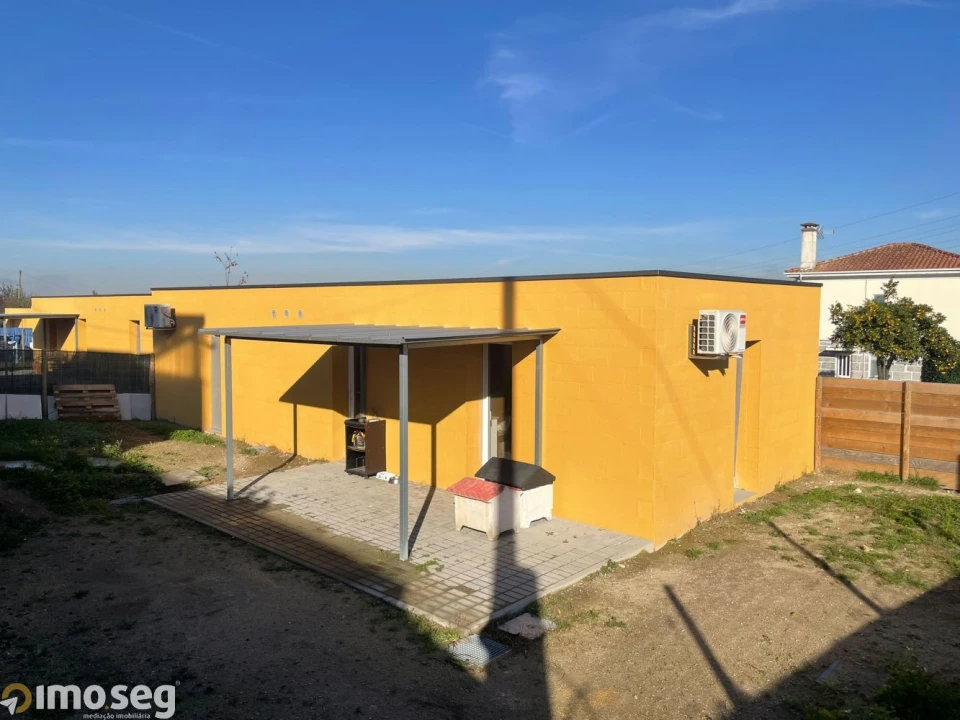 Moradia T1 para Venda em São Tomé de Negrelos Foto 10