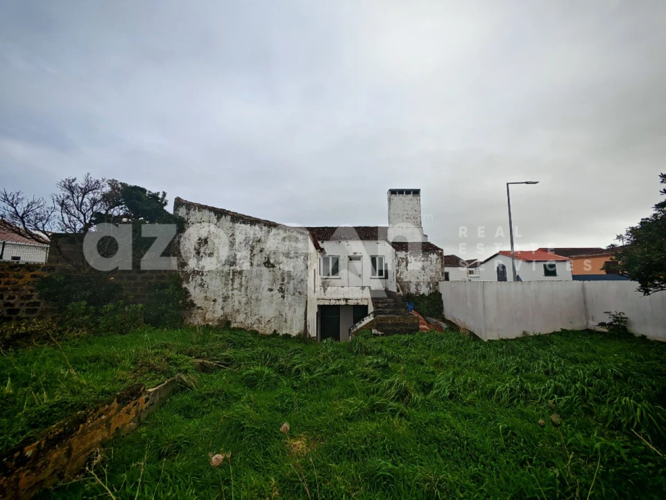 Moradia T3 para Venda em Fenais da Luz Foto 23