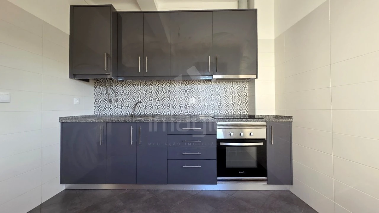 Apartamento T1 para Venda em Enxara do Bispo, Gradil e Vila Franca do Rosário Foto 3