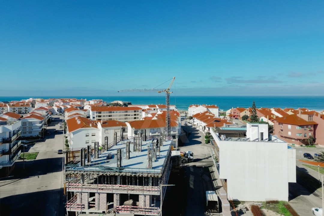 Apartamento T3 para Venda em Atouguia da Baleia Foto 14