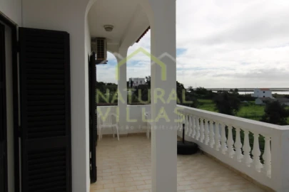 Moradia T2 para Venda em Moncarapacho e Fuseta
