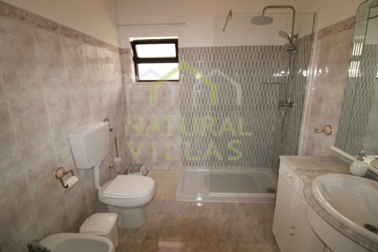 Moradia T2 para Venda em Moncarapacho e Fuseta Foto 10