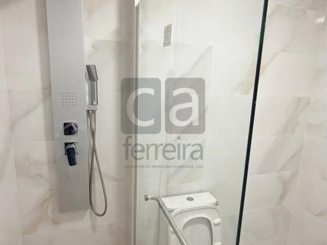 Apartamento T2 para Venda em Barreiro e Lavradio Foto 17