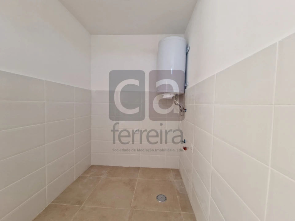 Moradia T2 para Venda em Benfica do Ribatejo Foto 6