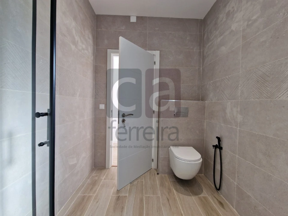 Moradia T2 para Venda em Benfica do Ribatejo Foto 23