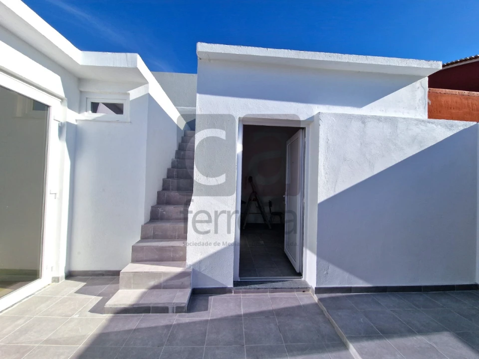 Moradia T2 para Venda em Benfica do Ribatejo Foto 25