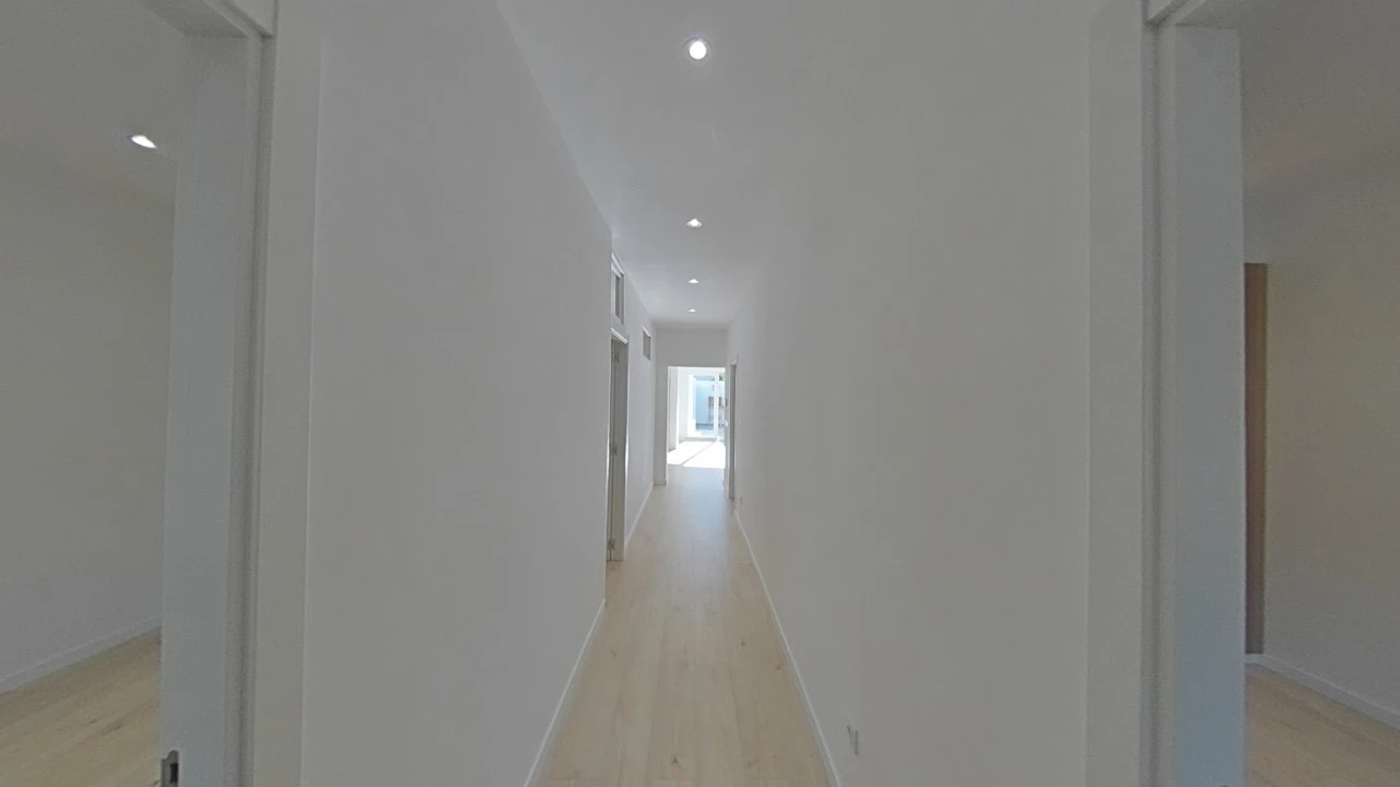 Moradia T2 para Venda em Benfica do Ribatejo Foto 32