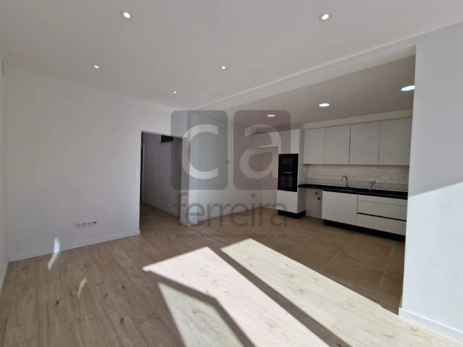 Moradia T2 para Venda em Benfica do Ribatejo Foto 10