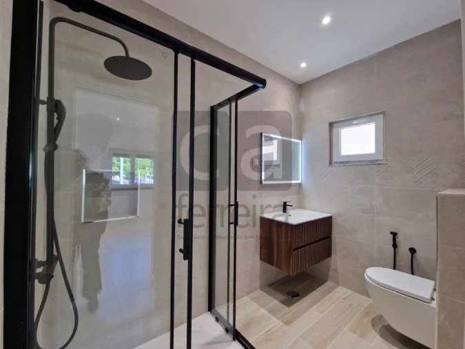 Moradia T2 para Venda em Benfica do Ribatejo Foto 22