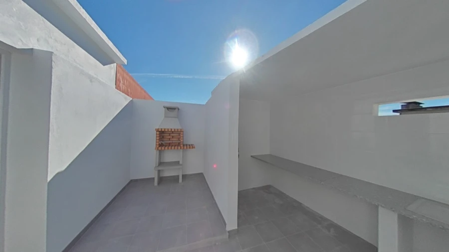 Moradia T2 para Venda em Benfica do Ribatejo Foto 52