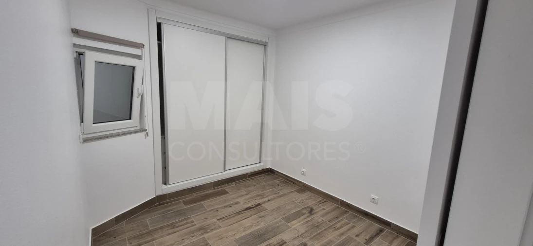 Moradia T2 para Arrendamento em Aljubarrota Foto 11
